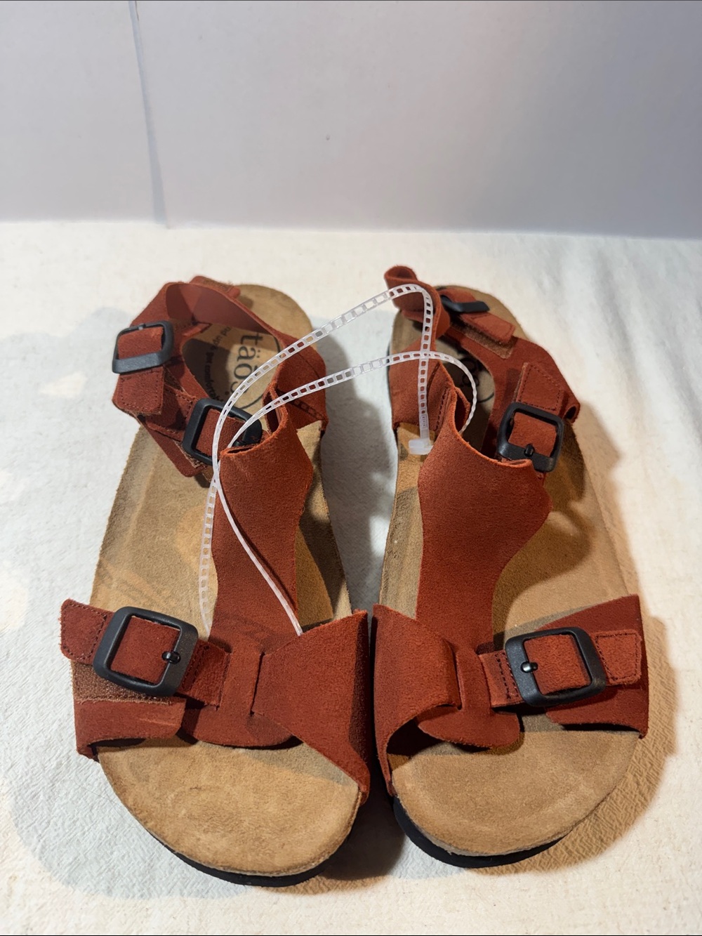 Taos Footwear Women’s Rust Suede Buckle Sandals